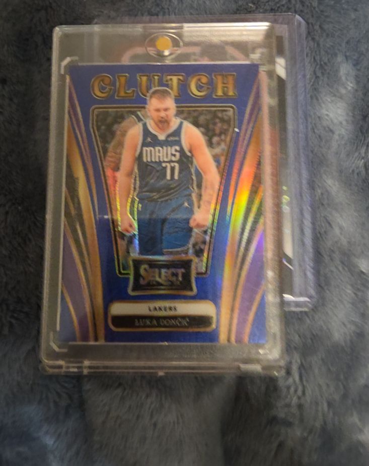 2024 Panini Select Clutch Silver Prizm #1 Luka Doncic — front