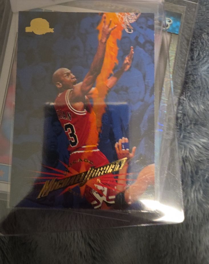 1995-96 SkyBox Premium Meltdown #15 Michael Jordan — front