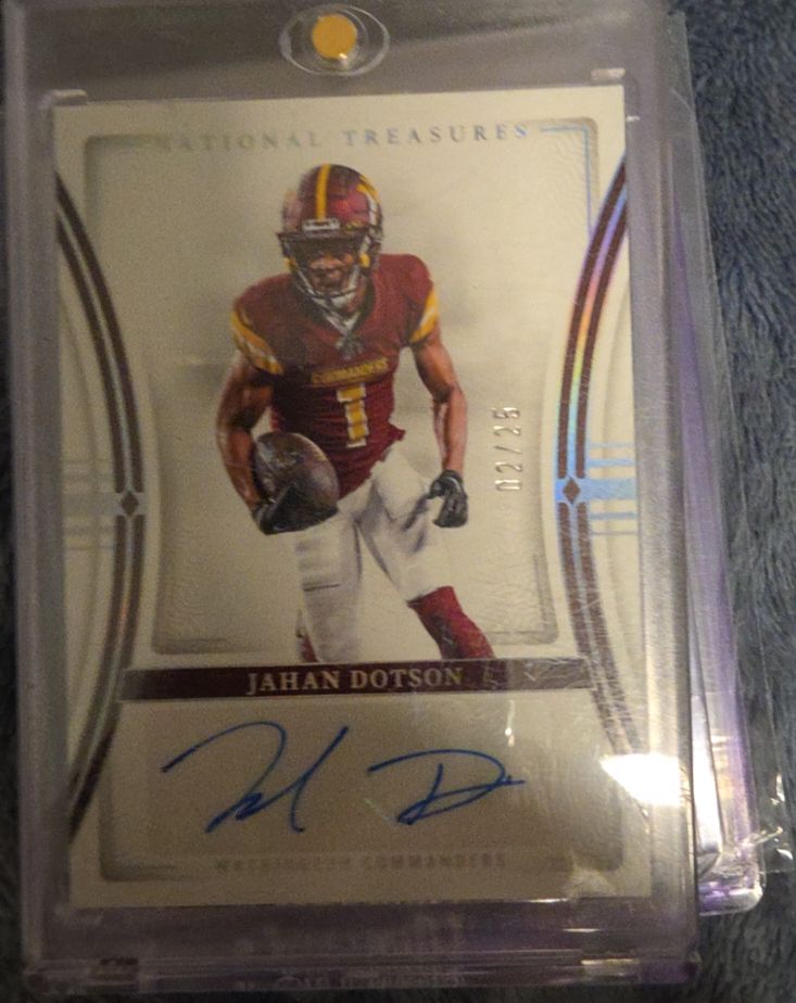2023 Panini National Treasures Signatures Holo Silver #SIG-JDO Jahan Dotson — front