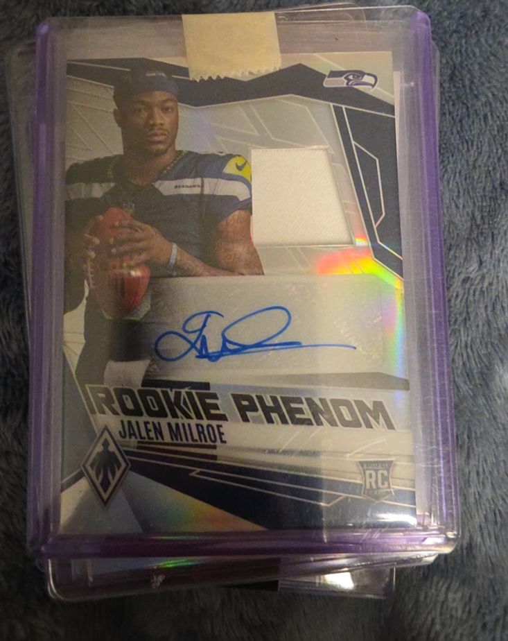 2025 Panini Phoenix Rookie Phenoms Jersey Autographs #RPJ-JME Jalen Milroe — front