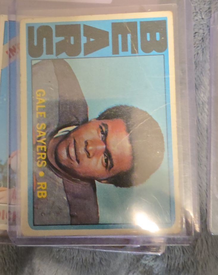 1972 Topps Football #110 Gale Sayers — front