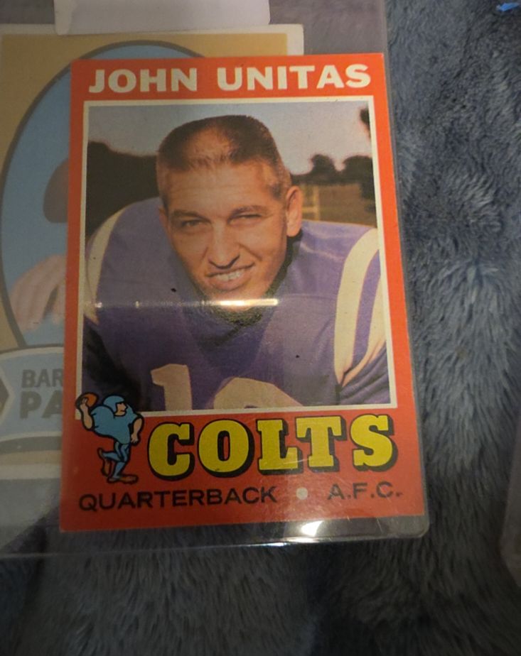 1971 Topps #1 Johnny Unitas — front
