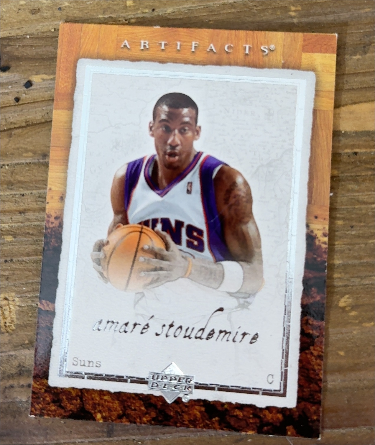 2004 Upper Deck Artifacts Amar'e Stoudemire — front