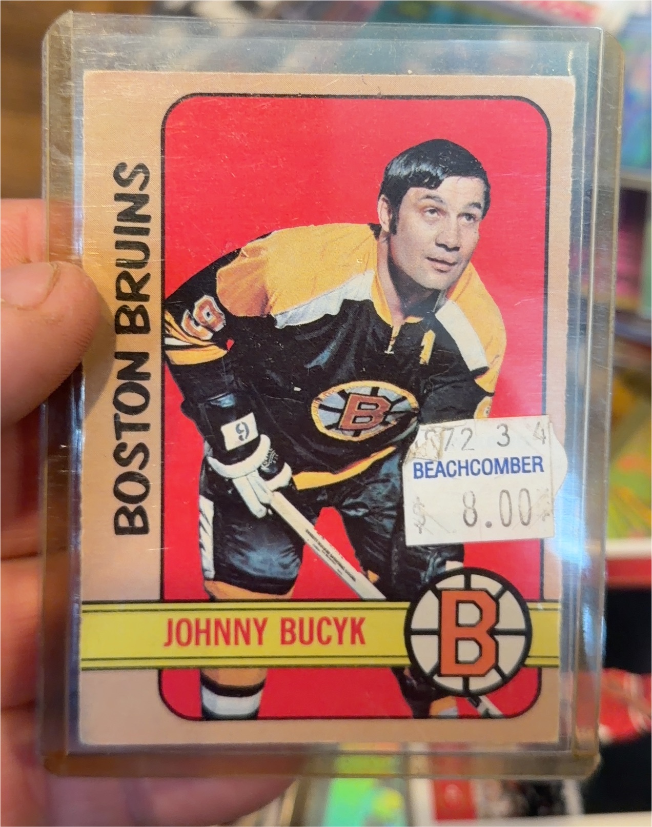 1968-69 Topps #25 Johnny Bucyk — front