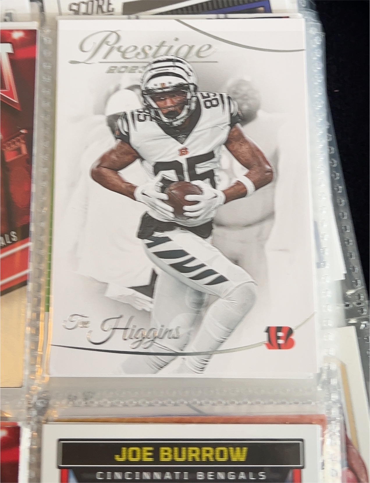 2022 Panini Prestige Heroes Joe Burrow — front