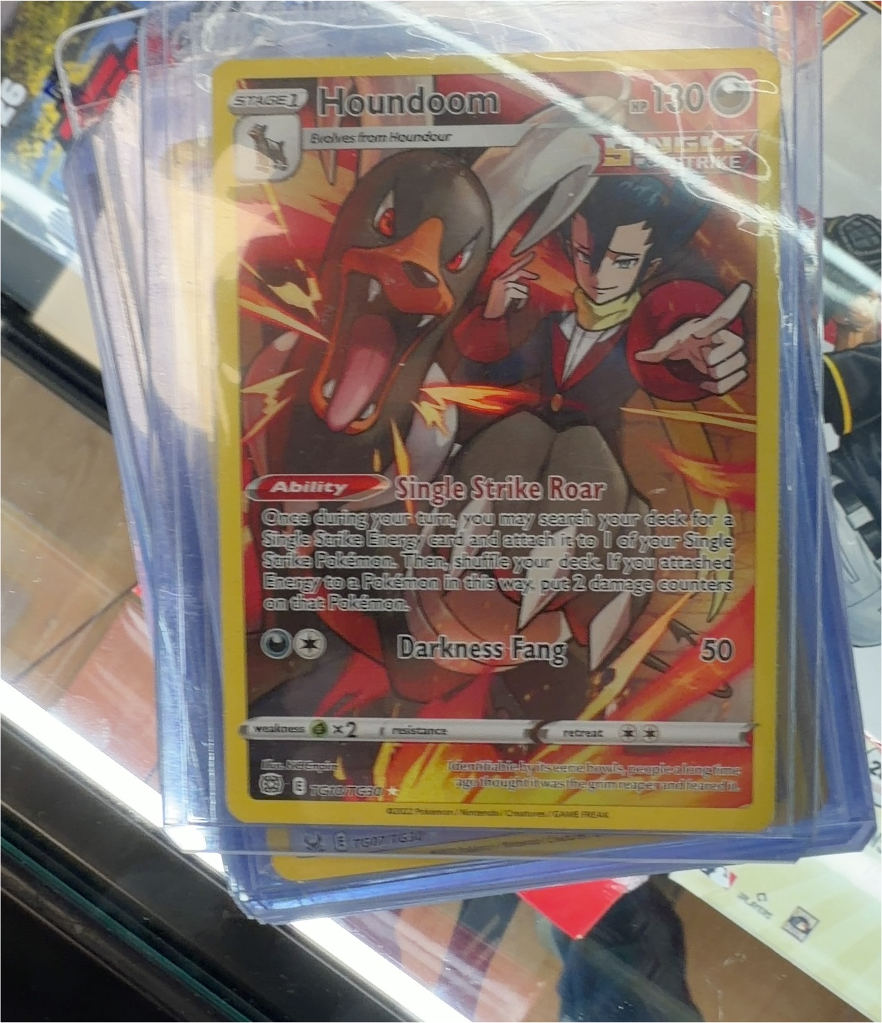 2021 Pokémon #096 Houndoom — front