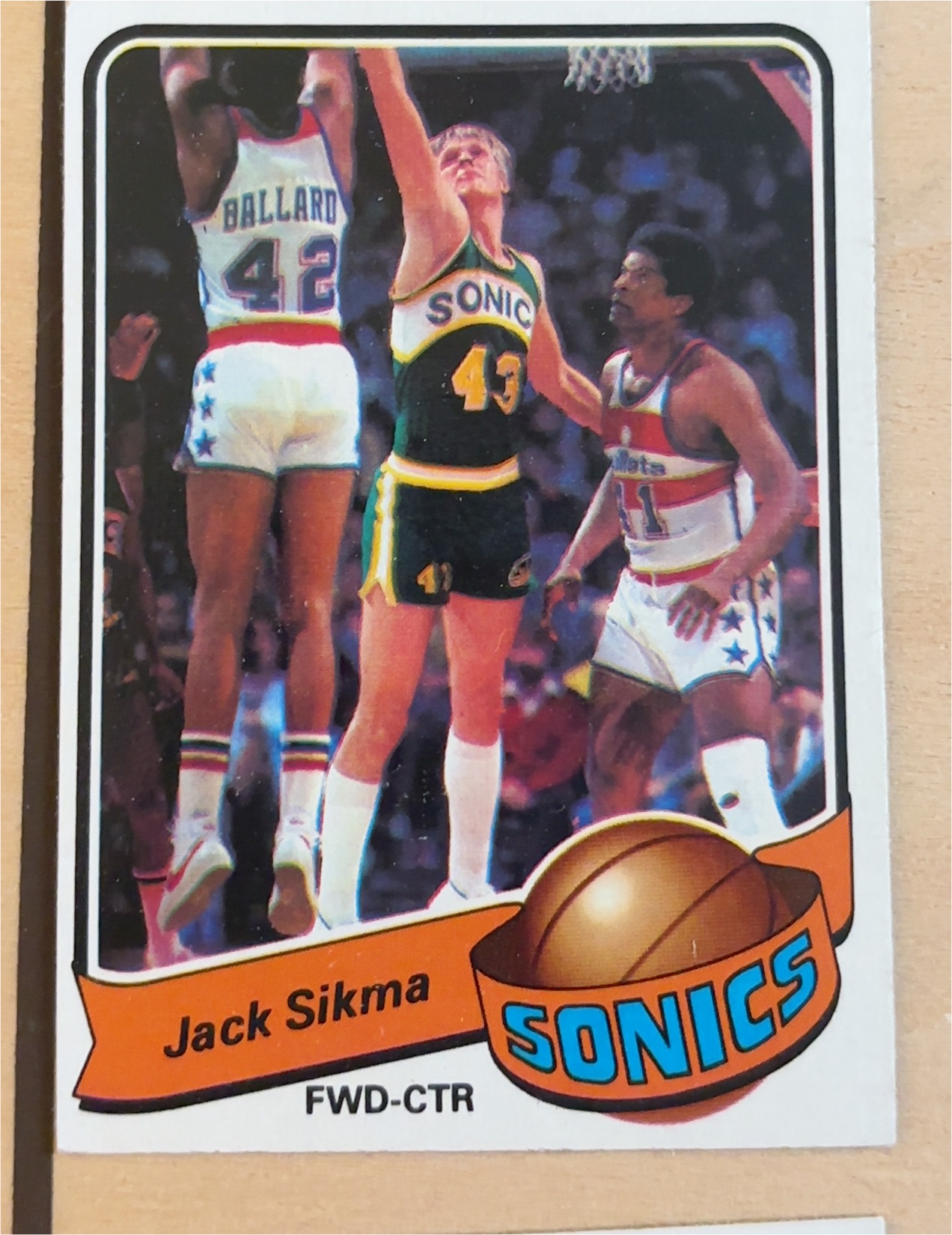 1980 Topps #100 Jack Sikma — front