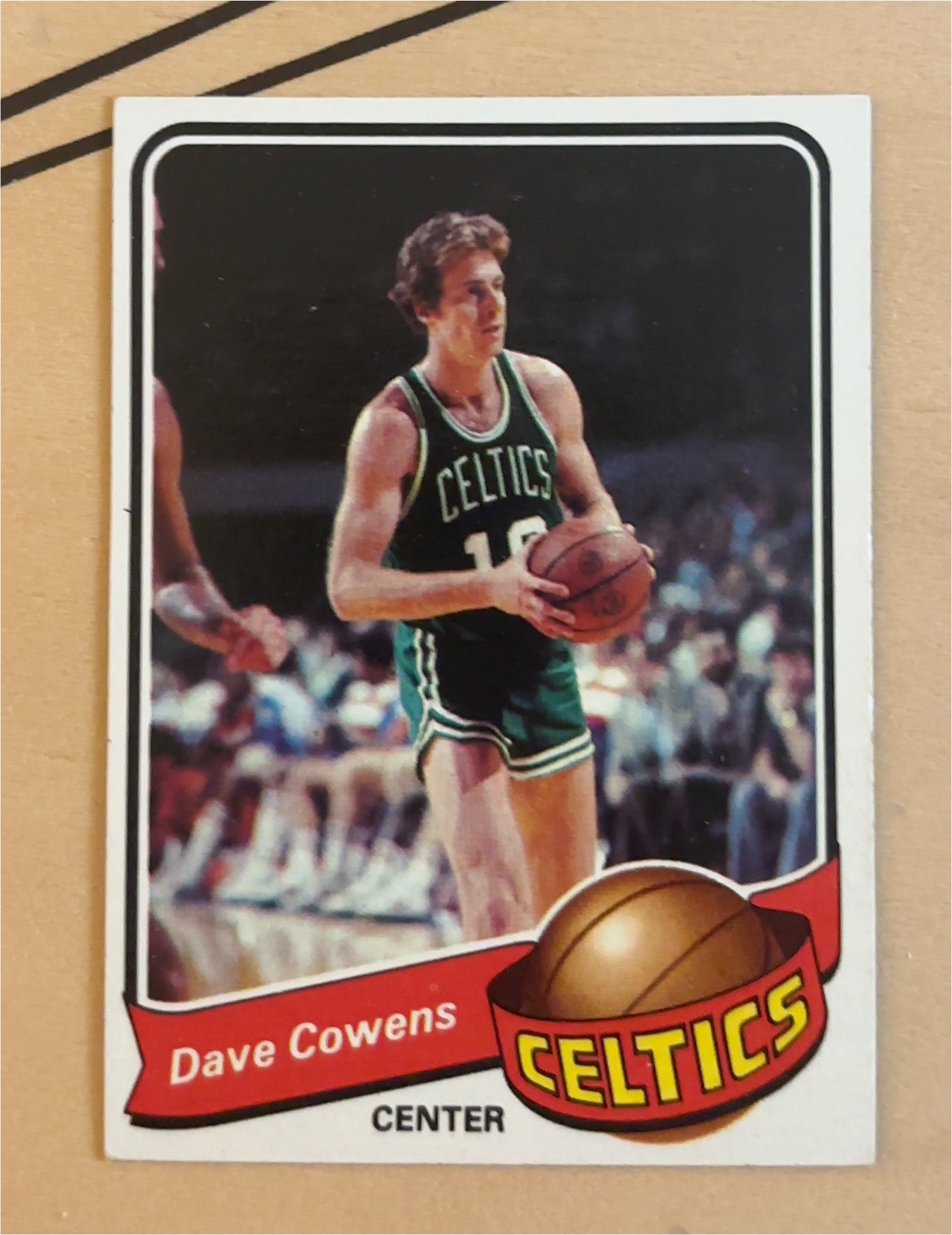 1972 Topps Basketball #100 Dave Cowens — front
