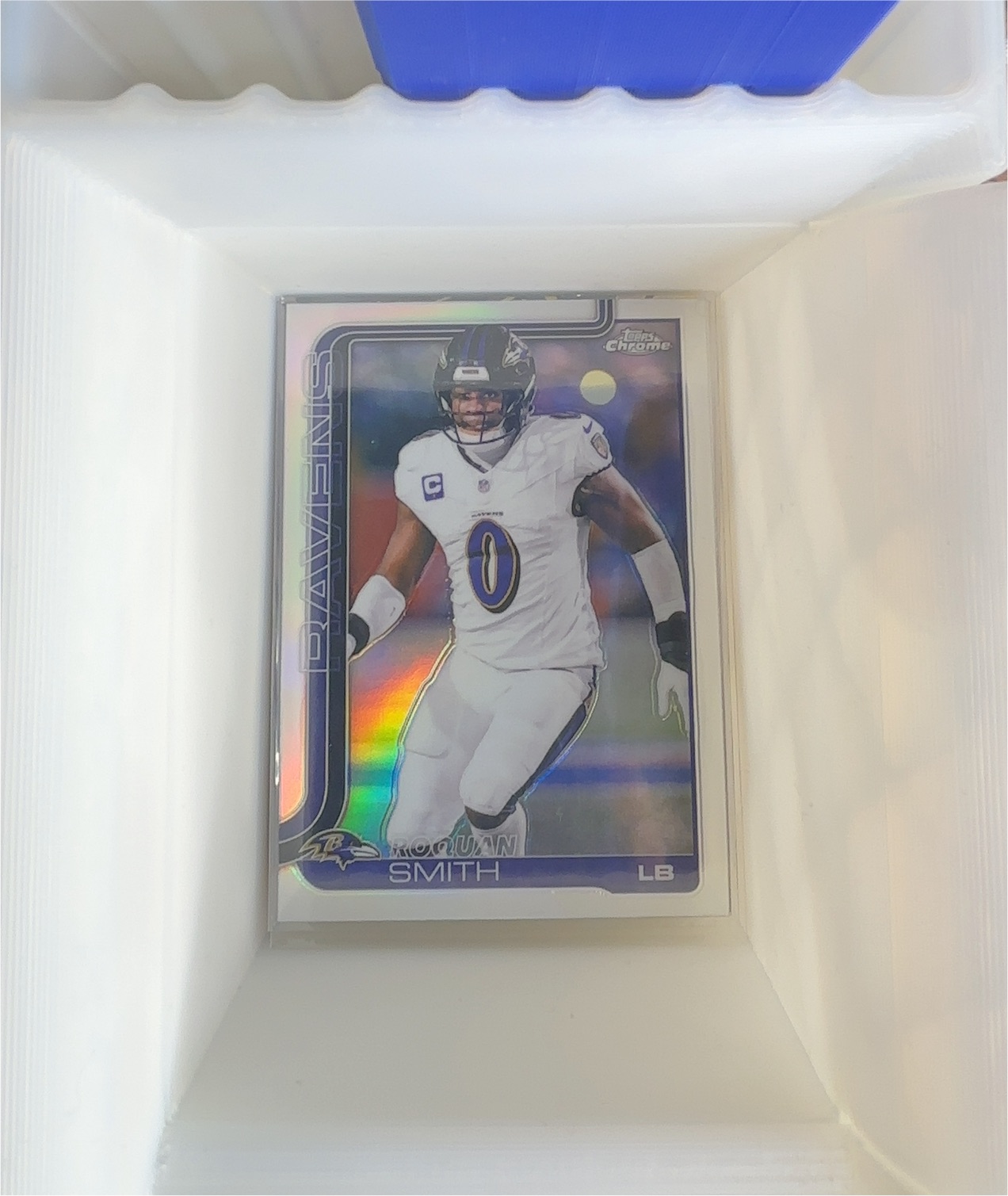 2022 Topps Chrome #175 Roquan Smith — front