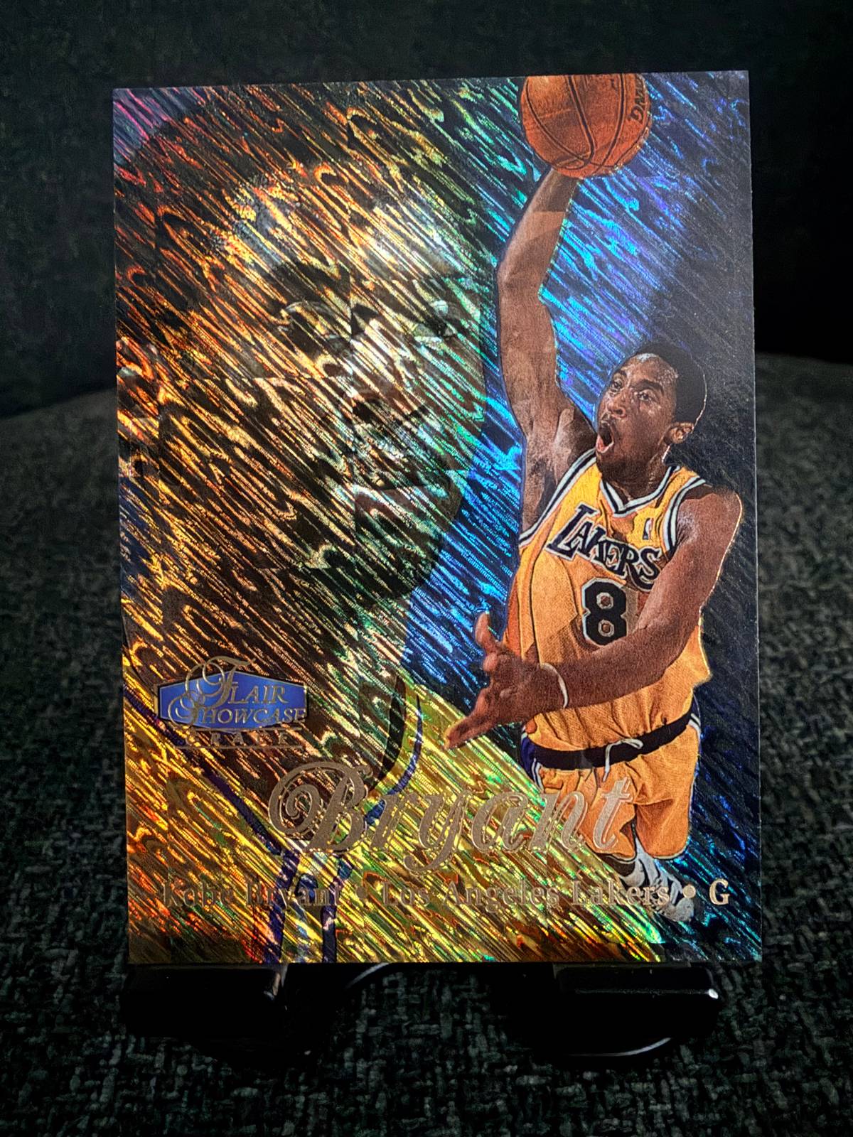 1996 Fleer Flair Showcase Row 0 #31 Kobe Bryant — front