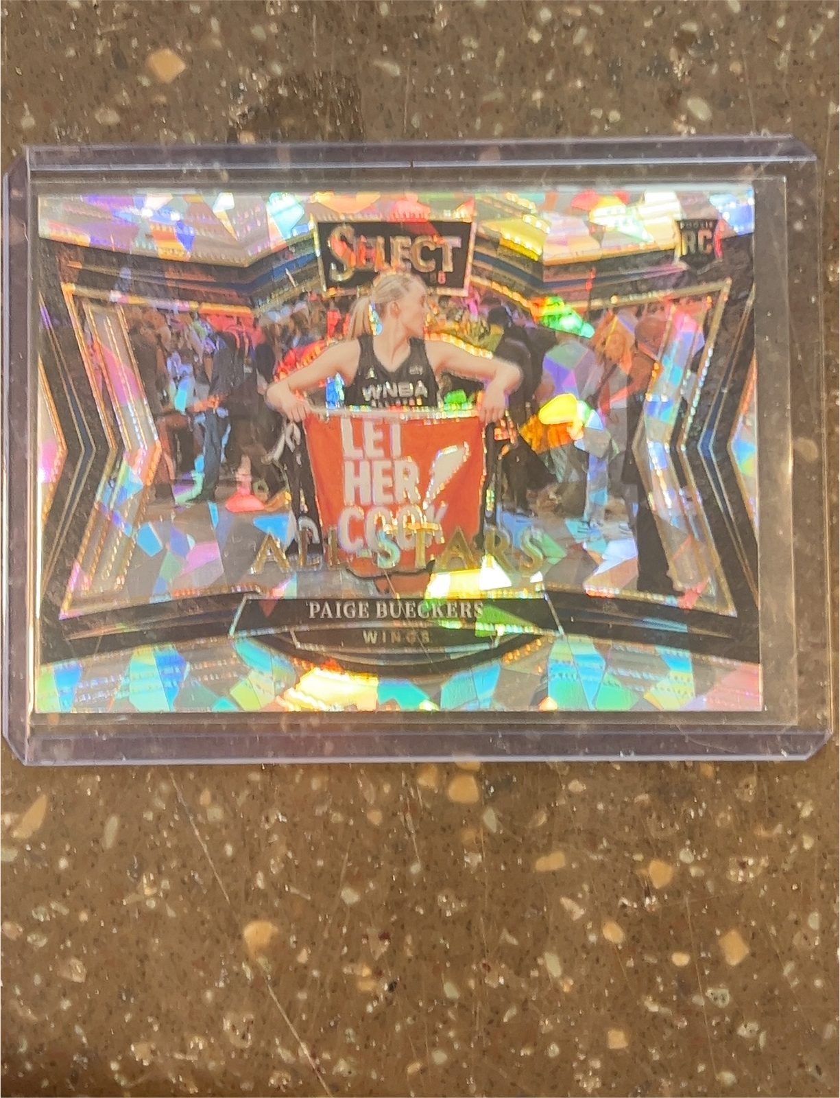 2025 Panini Select Paige Bueckers — front