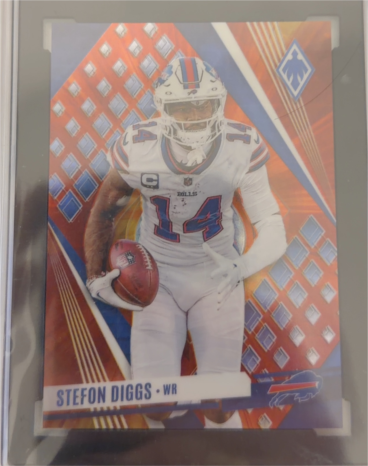 2022 Panini Absolute #30 Stefon Diggs — front