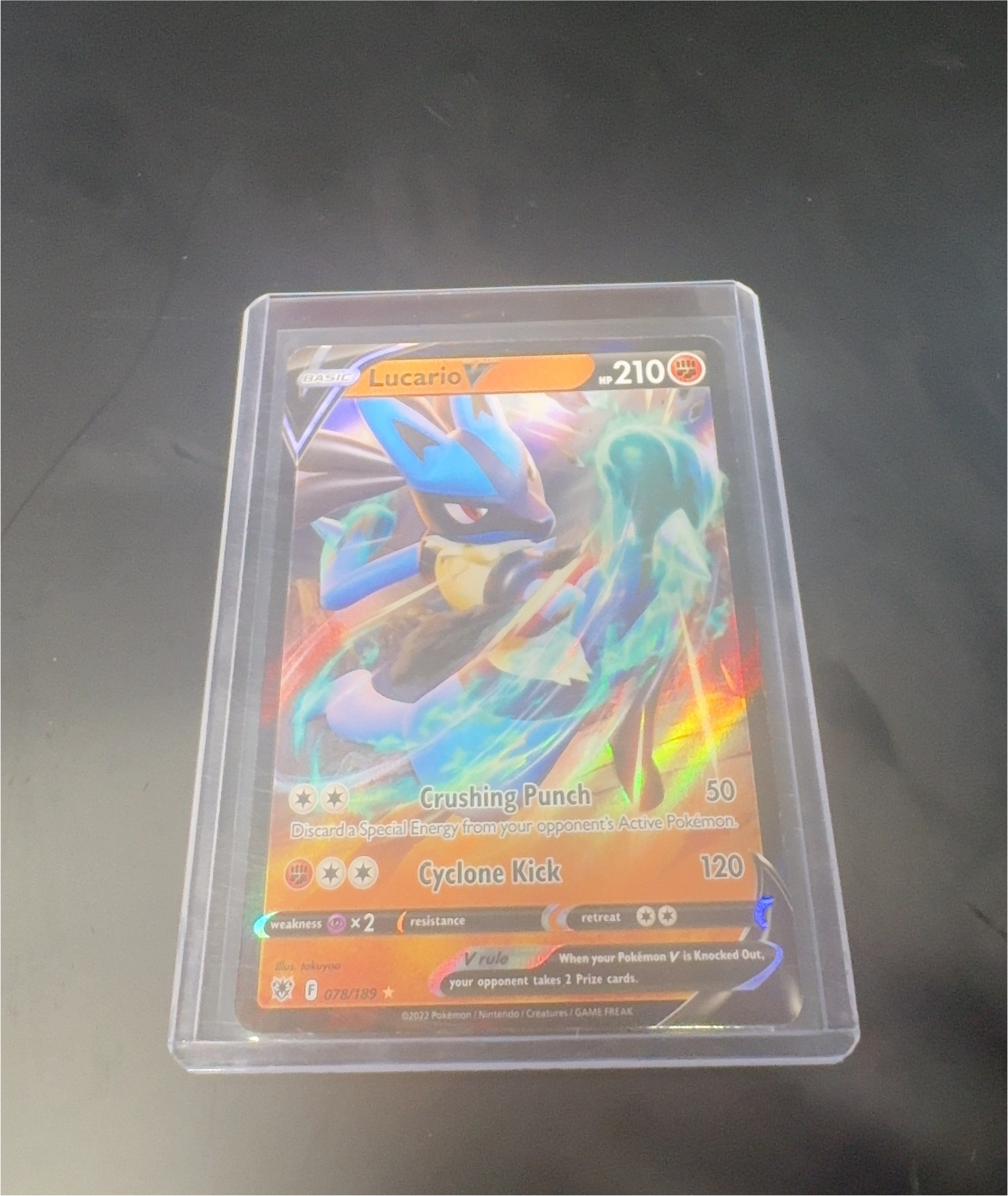 2022 Pokémon #078 Lucario V — front