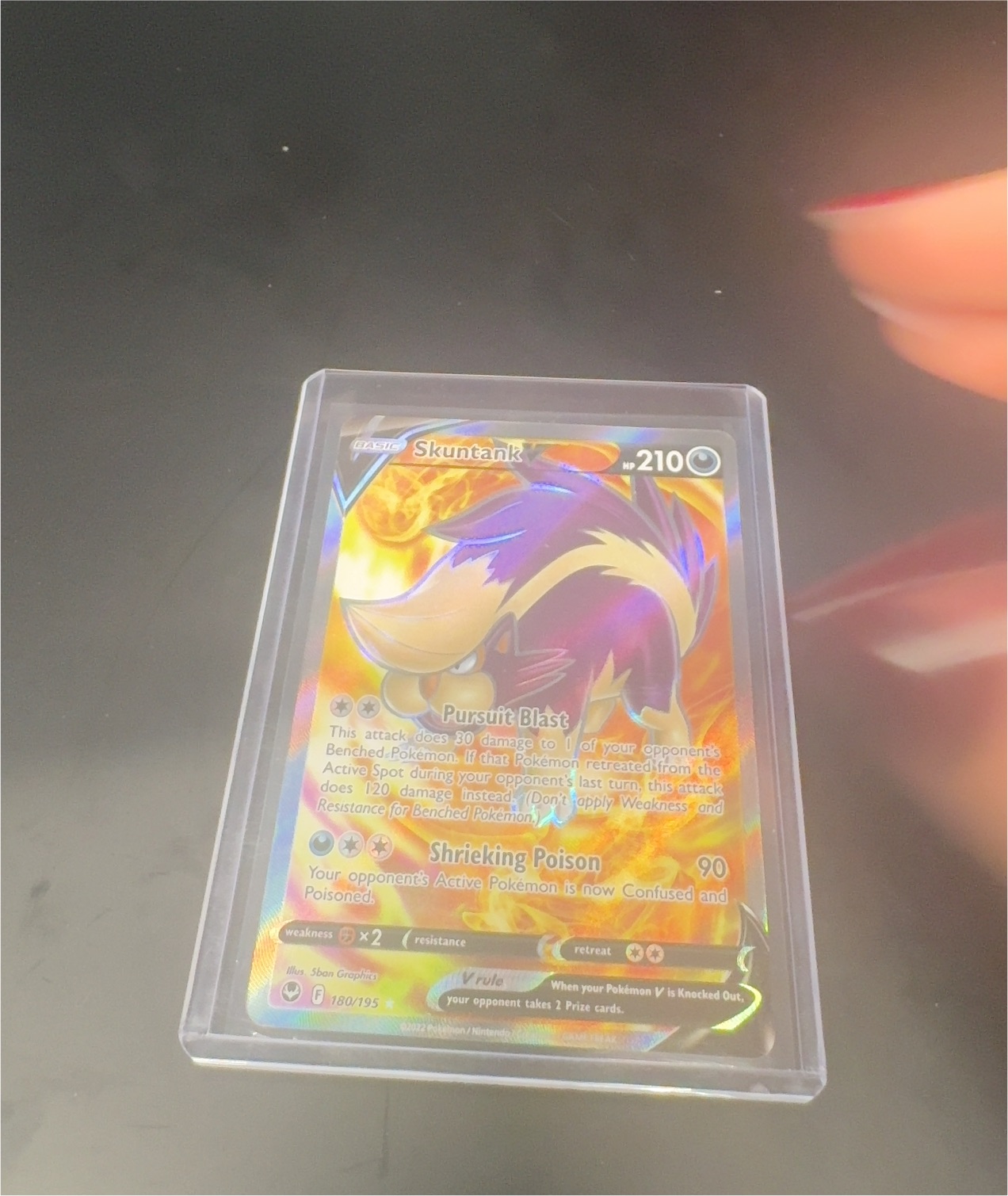 2022 Pokémon Astral Radiance #180 Skuntank V — front