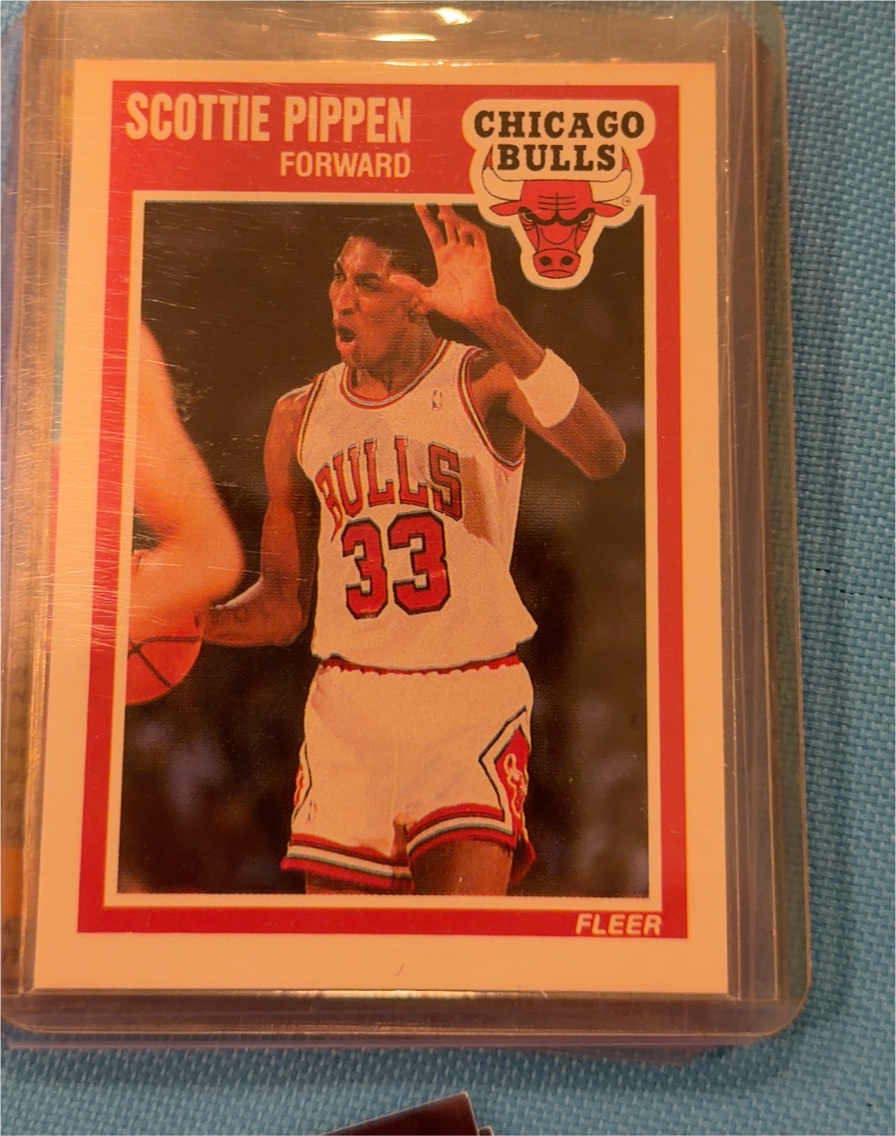 1989-90 Fleer #23 Scottie Pippen — front