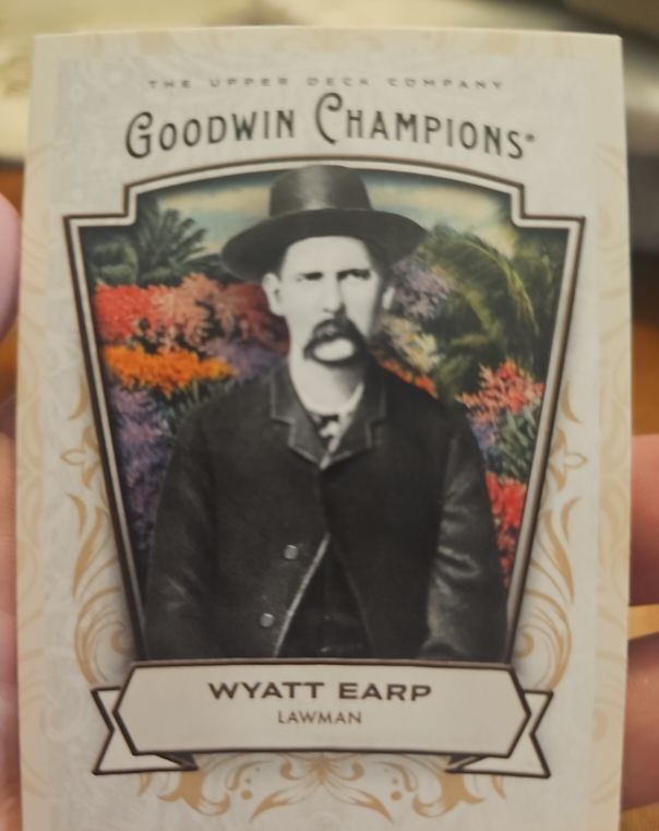 2015 Upper Deck Goodwin Champions Wyatt Earp — front