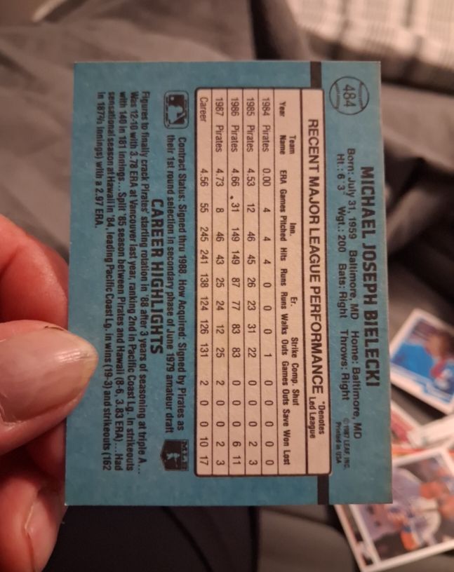 1990 Donruss #484 Mike Bielecki — front