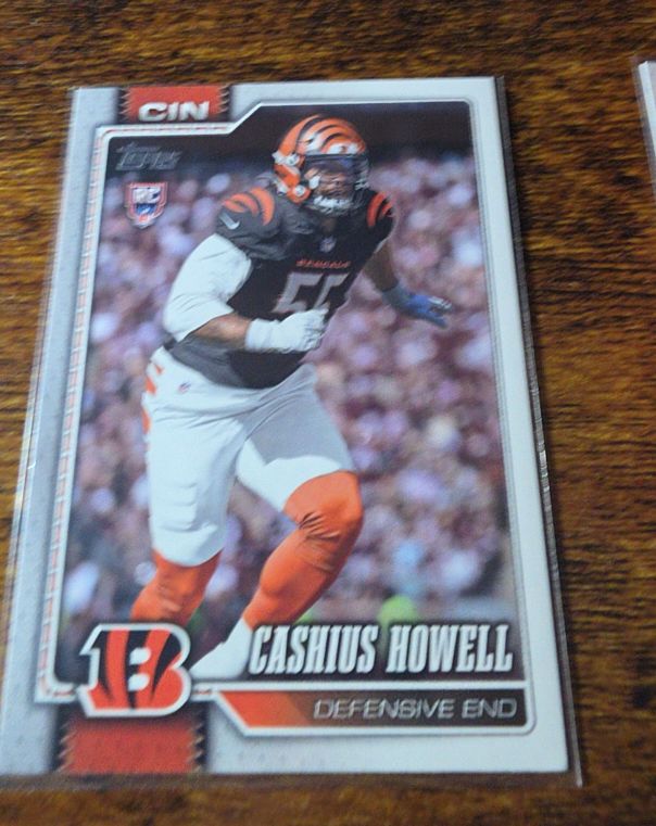 2011 Topps #415 Cashius Howell — front