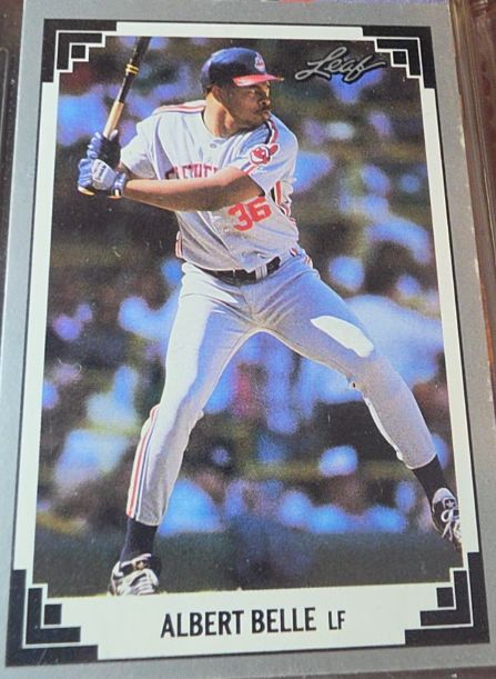 1990 Leaf #219 Albert Belle — front