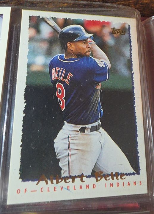 1995 Topps #400 Albert Belle — front