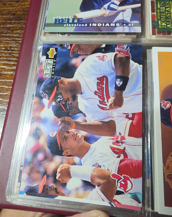 1995 Upper Deck Collector's Choice Cleveland Indians Team — front