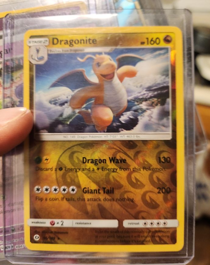 2018 Pokémon Dragon Majesty #5 Dragonite — front