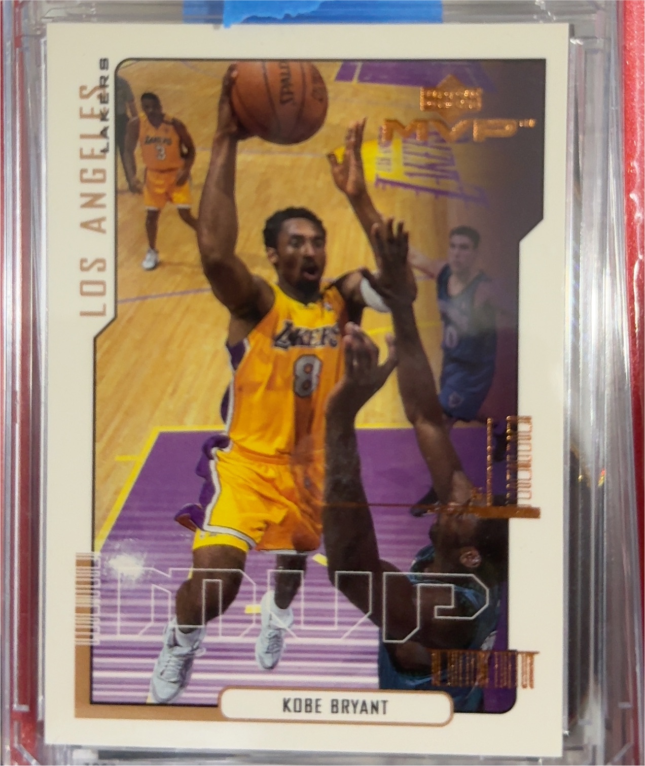 1997 Fleer Thrill Seekers #8 Kobe Bryant — front