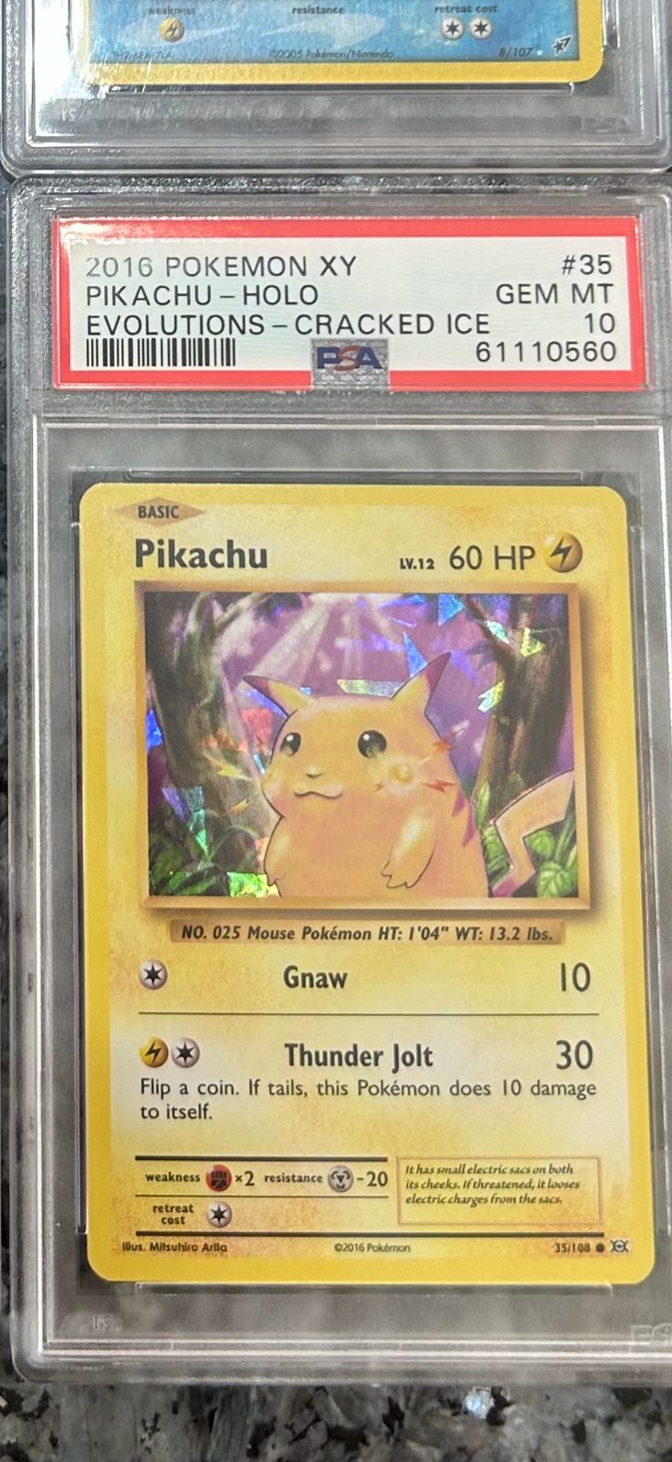 2016 Pokémon XY Evolutions #35 Pikachu — front