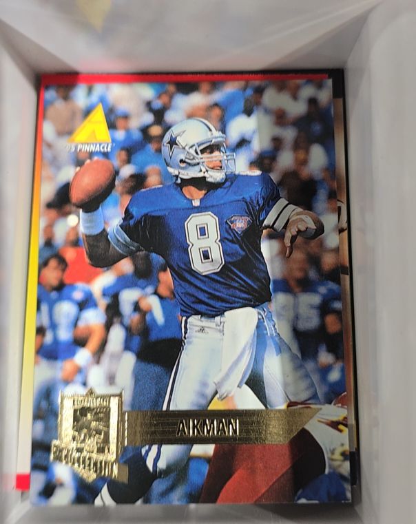 1995 Pinnacle Club Collection #19 Troy Aikman — front
