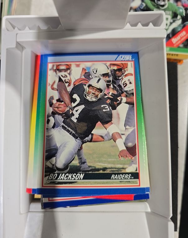 1990 Score #10 Bo Jackson — front