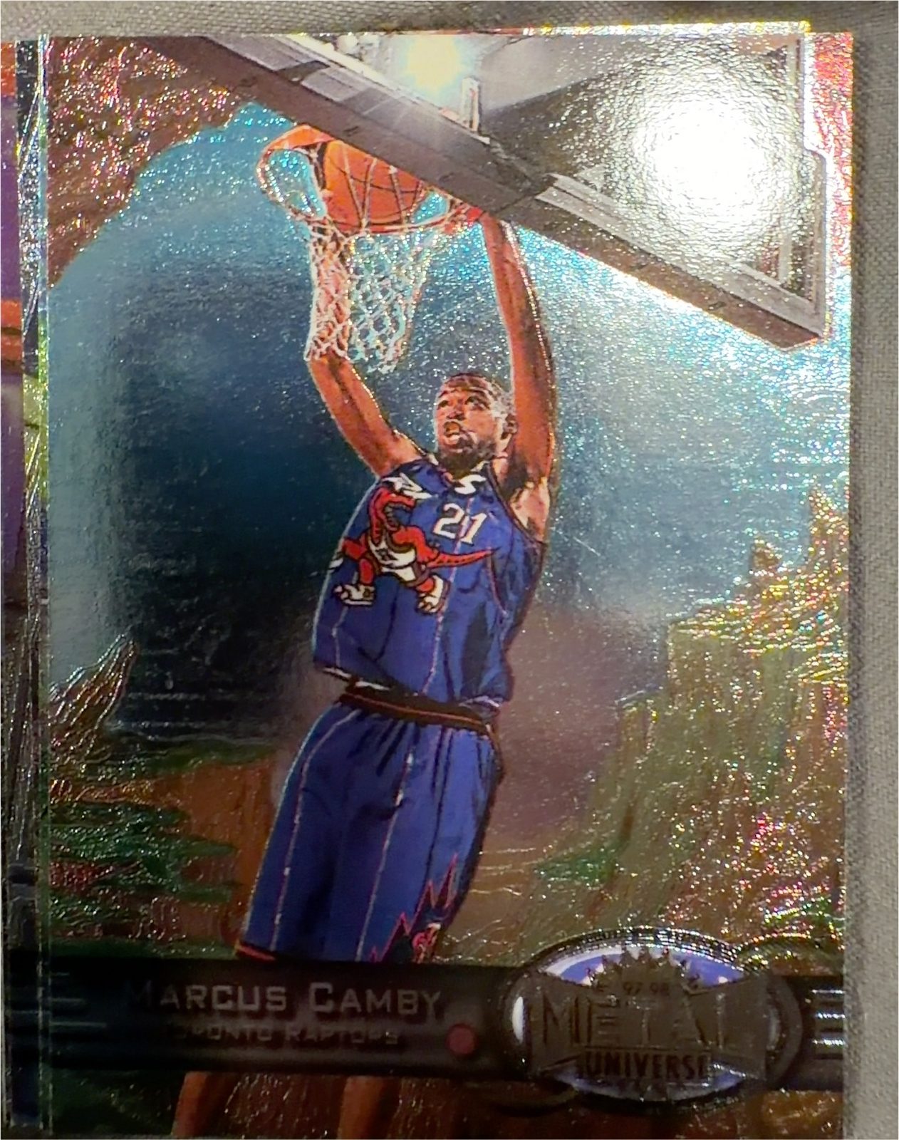 1997 Metal Universe #84 Marcus Camby — front