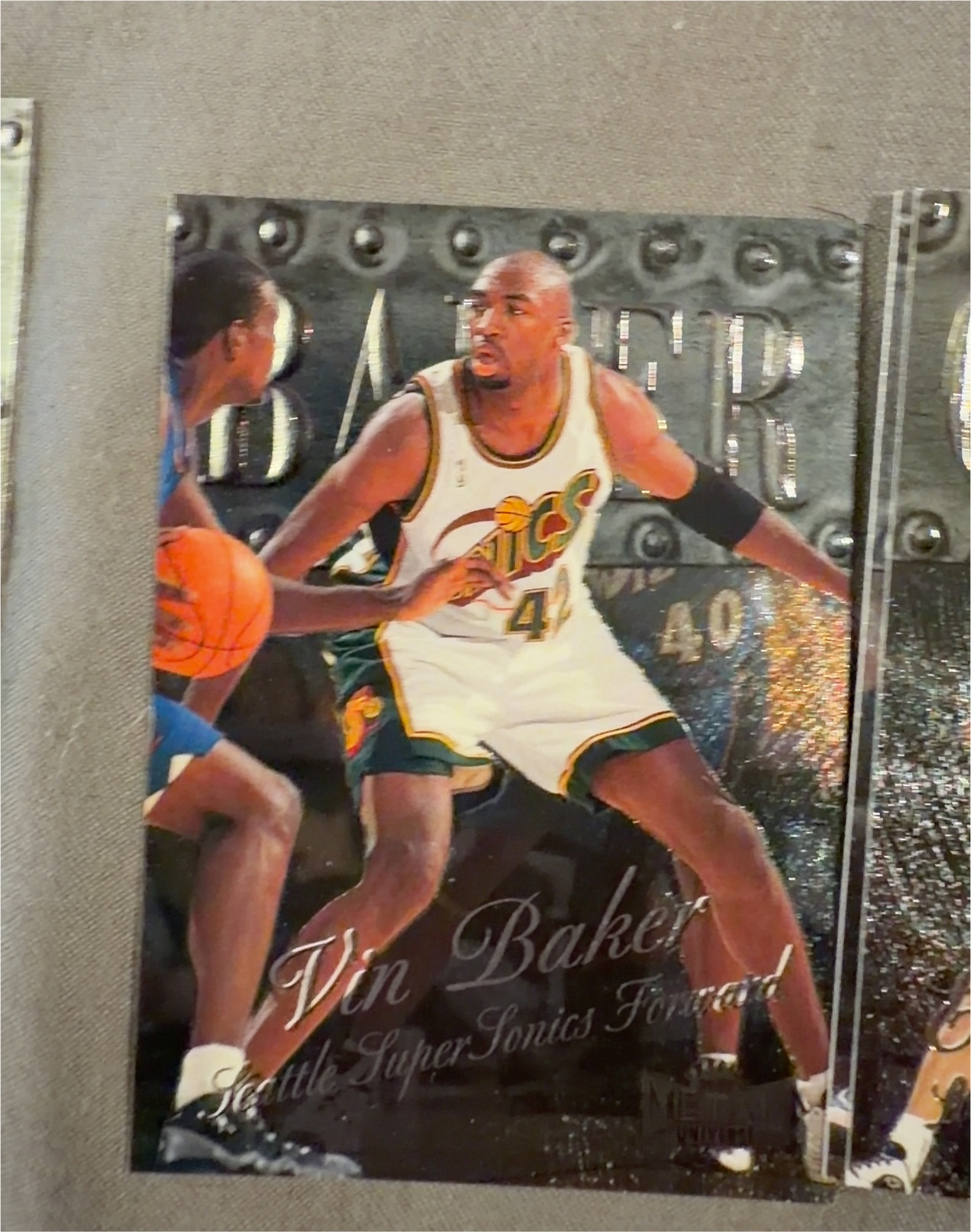 1998 Metal Universe #118 Vin Baker — front