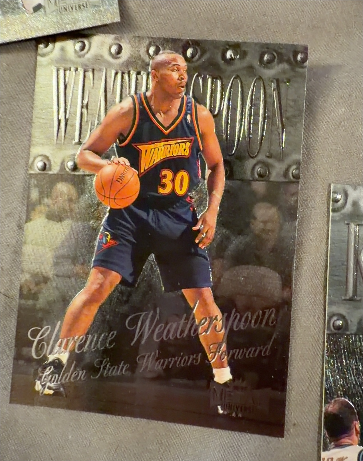 1998 Metal Universe #17 Clarence Weatherspoon — front