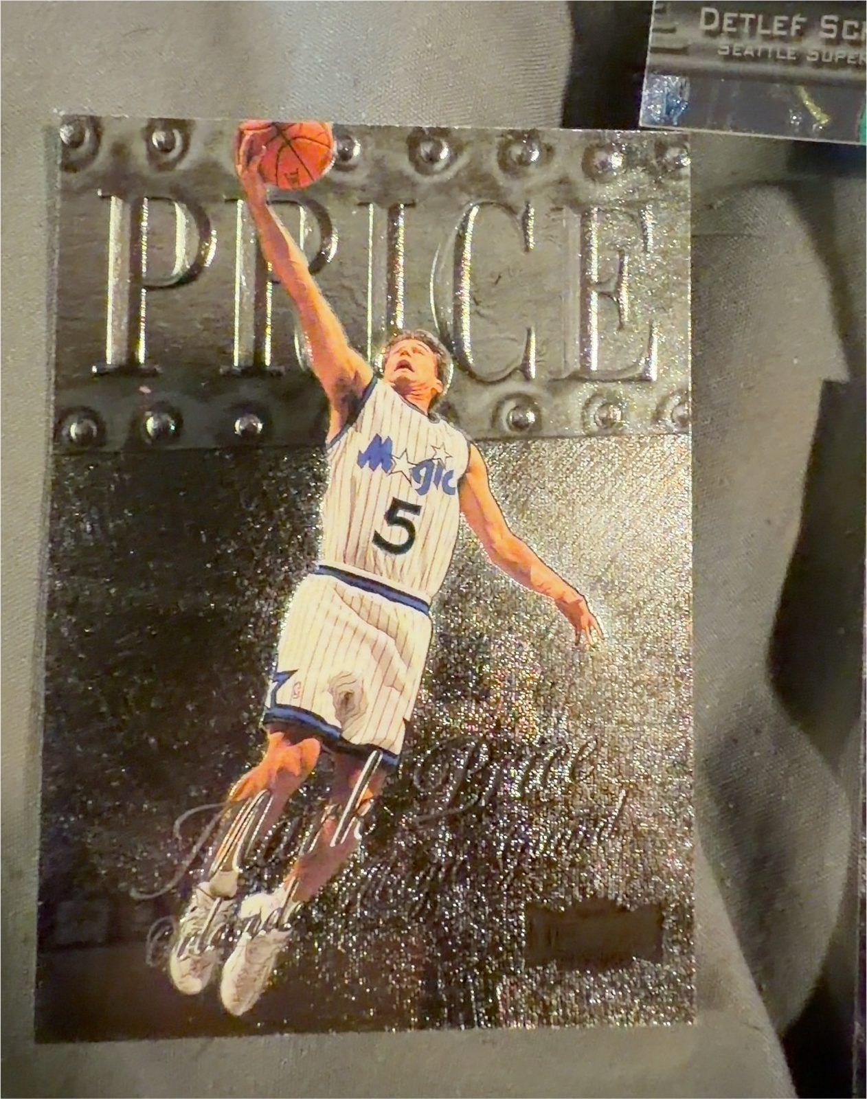 1998 Metal Universe #30 Mark Price — front