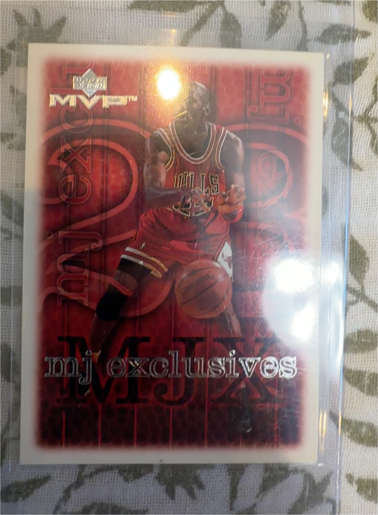 1999 Upper Deck MVP #179 Michael Jordan — front