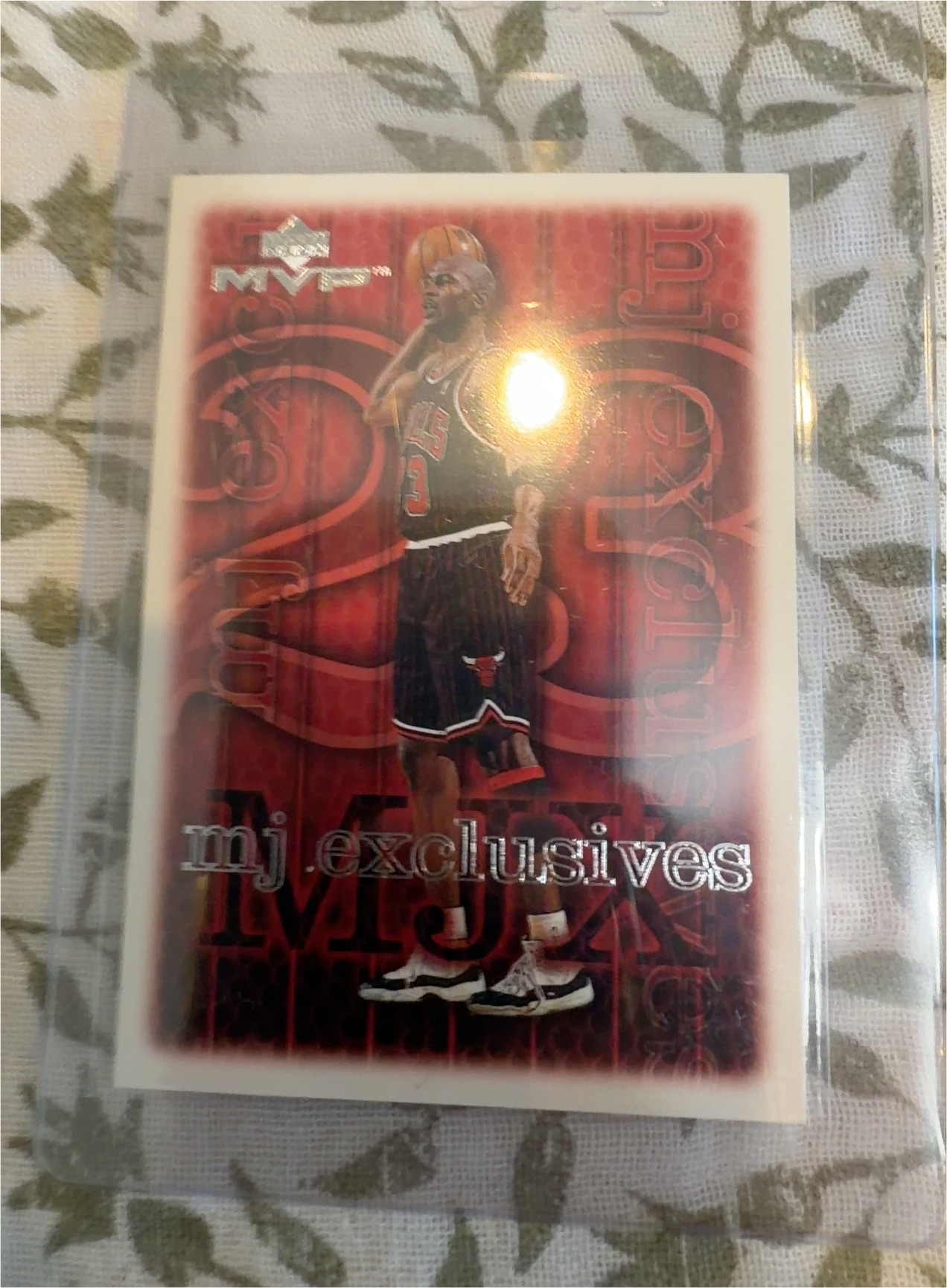 1999 Upper Deck MVP #186 Michael Jordan — front
