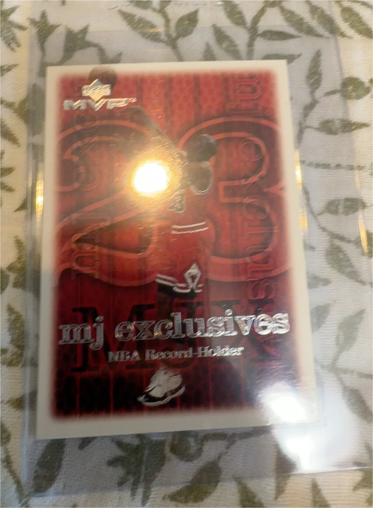 1999 Upper Deck MVP #195 Michael Jordan — front