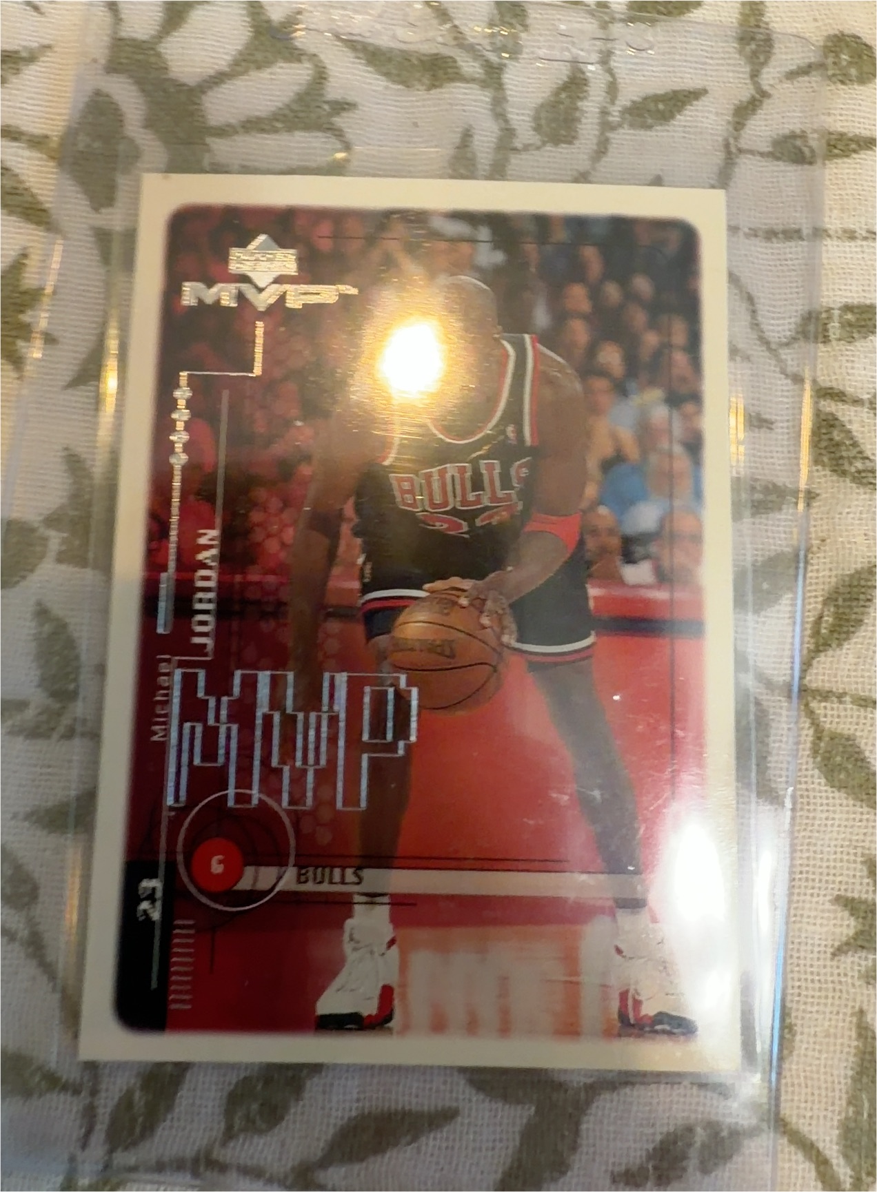 1999 Upper Deck MVP #219 Michael Jordan — front