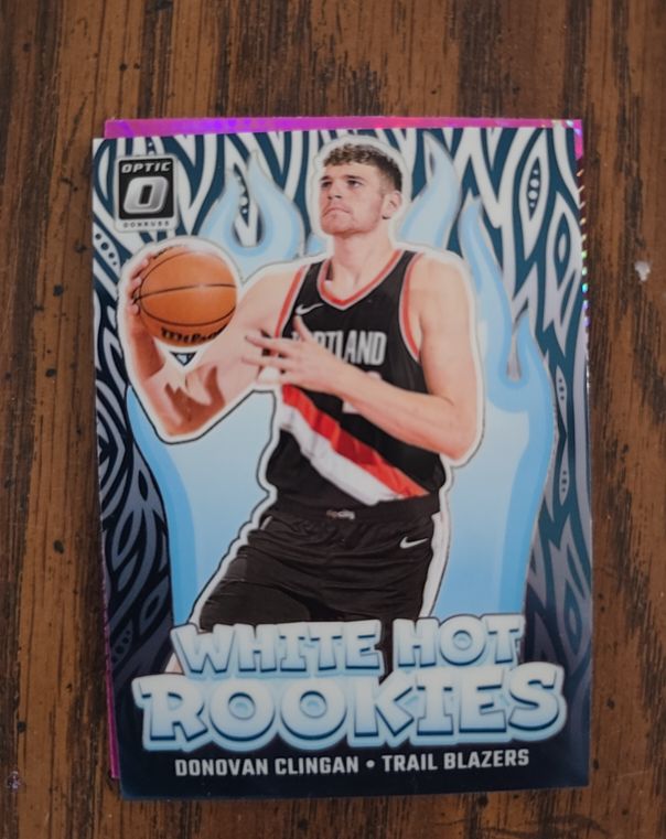 2024 Panini Donruss Optic White Hot Rookie #11 Donovan Clingan — front