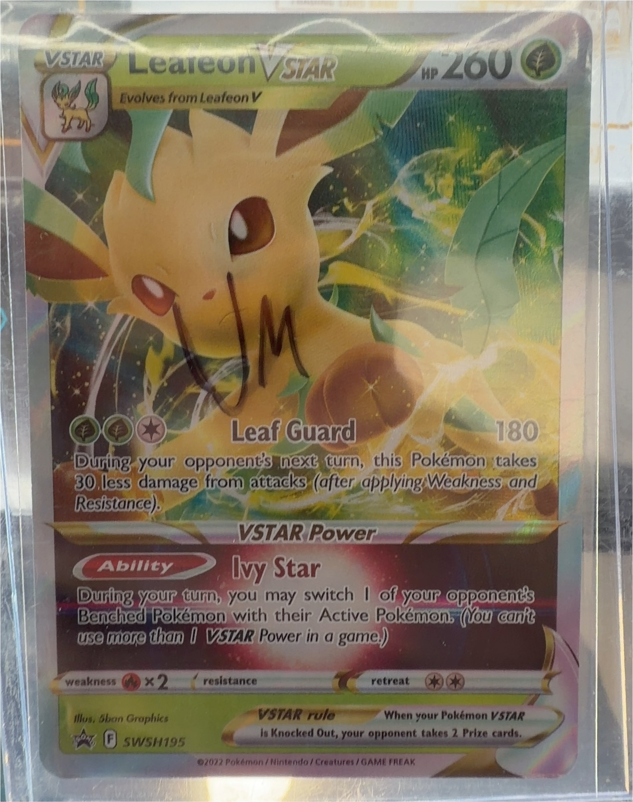 Pokemon Promo #SWSH195 Leafeon VStar — front