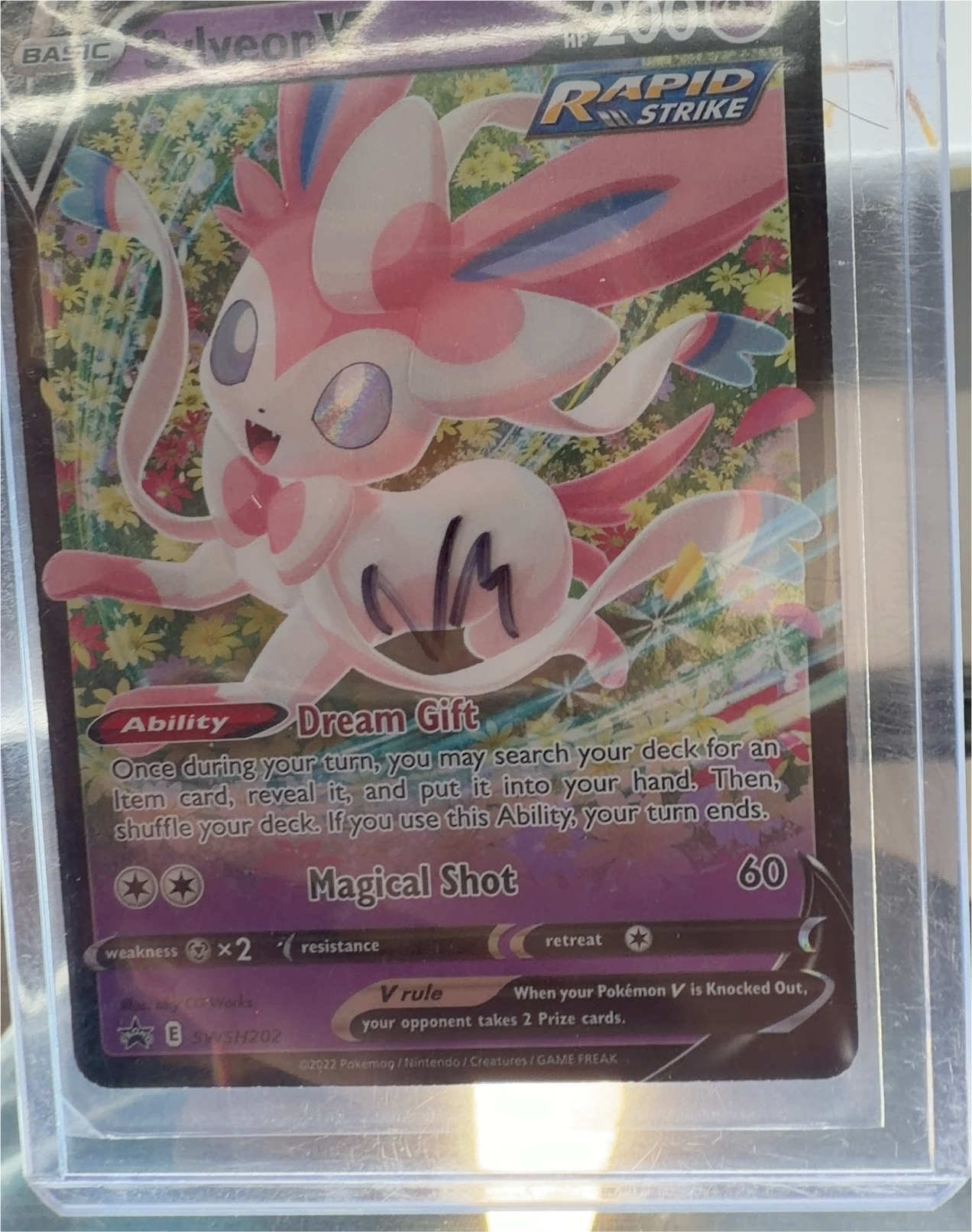 Pokemon Promo #SWSH202 Sylveon V — front