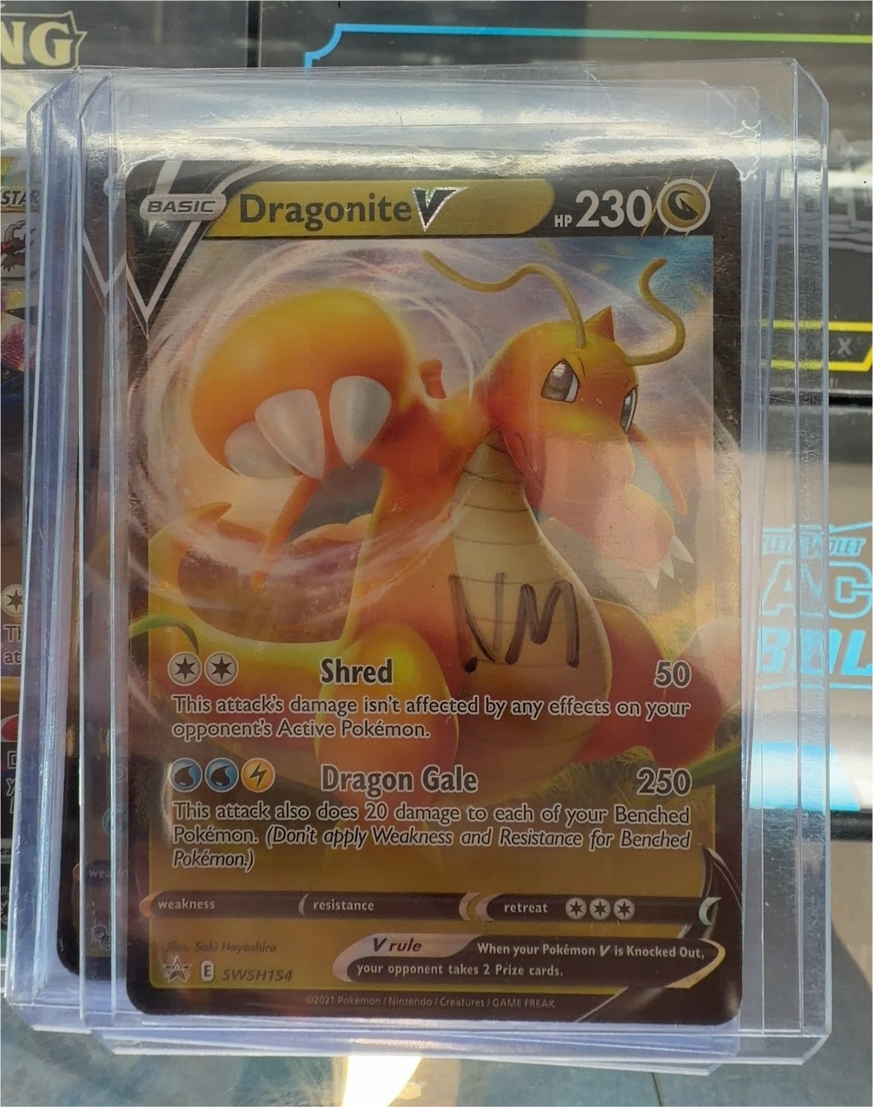 Pokemon Promo #SWSH154 Dragonite V — front