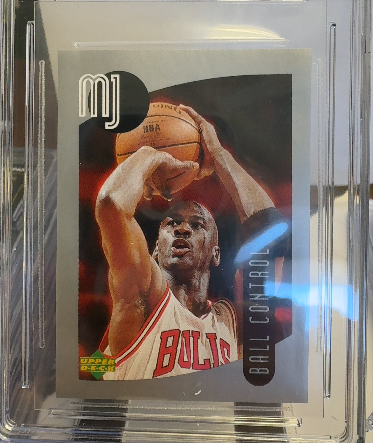 1998 Upper Deck International MJ Stickers #89 Michael Jordan — front