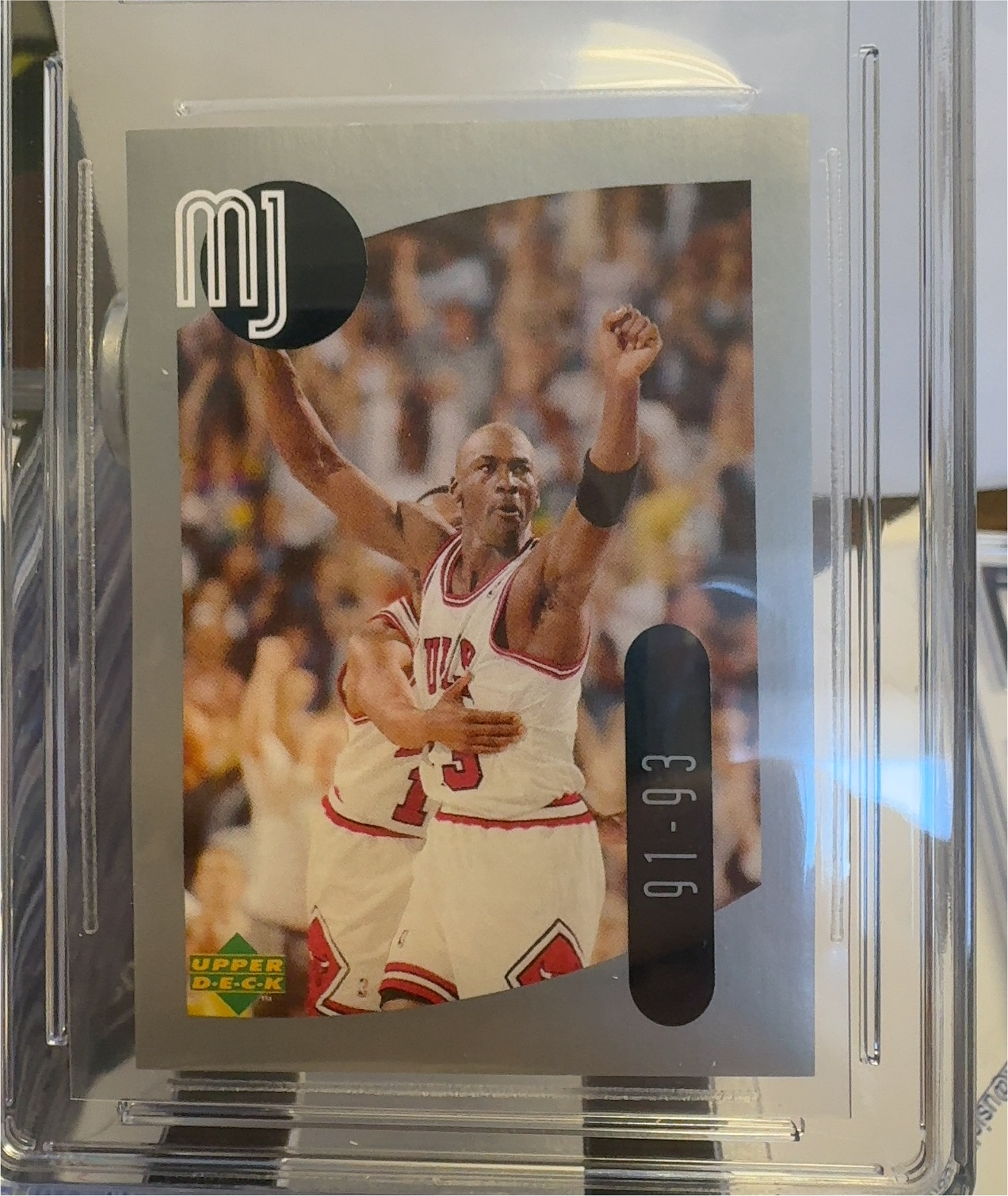 1994 Upper Deck He's Back #23 Michael Jordan — front