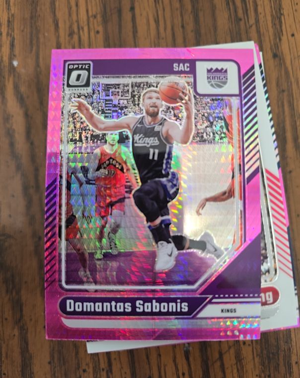 2024 Panini Donruss Optic #64 Domantas Sabonis — front