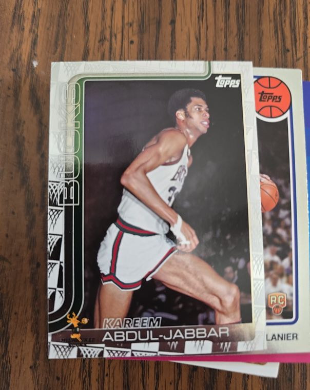 2025 Topps #259 Kareem Abdul-Jabbar — front