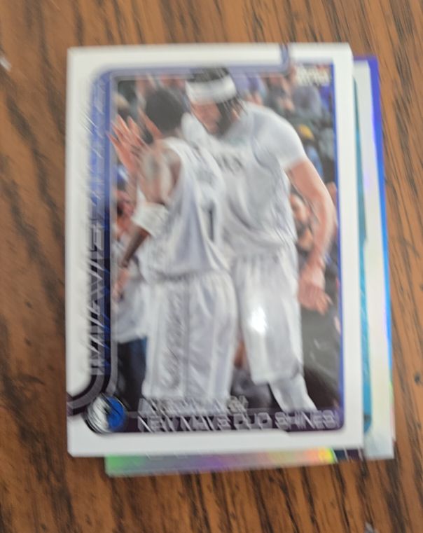 2025 Topps #296 Anthony Davis — front