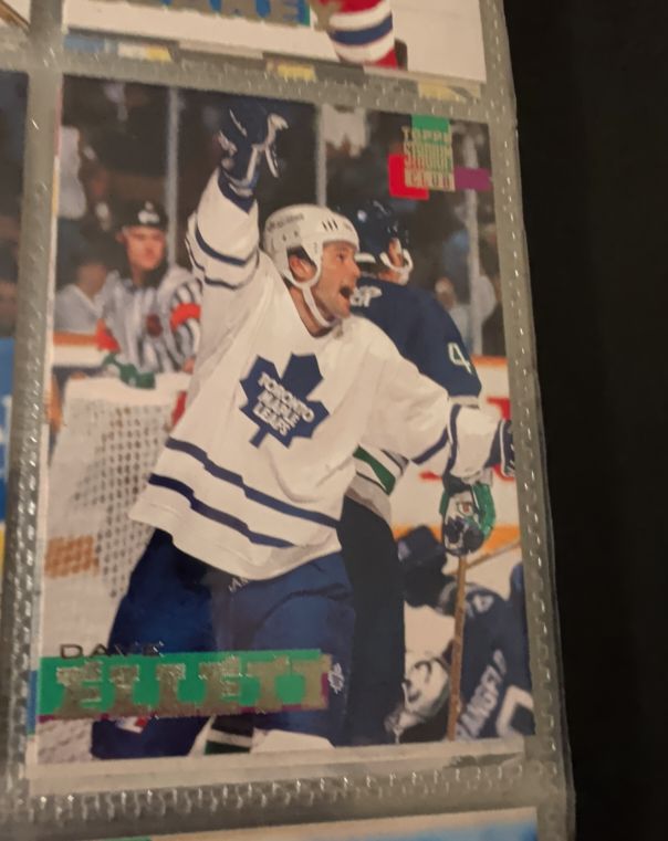 1994 Stadium Club #42 Dave Ellett — front