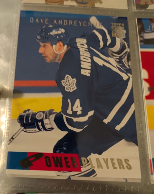 1994 Stadium Club #58 Dave Andreychuk — front