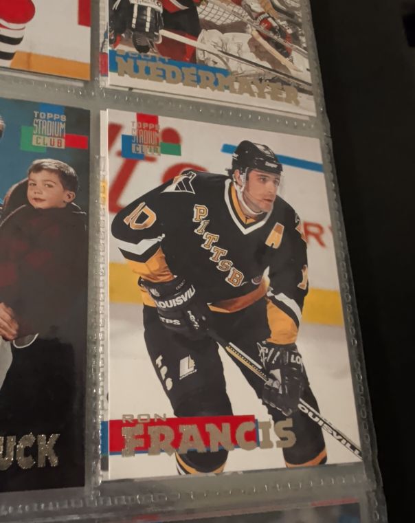1993 Stadium Club #385 Ron Francis — front